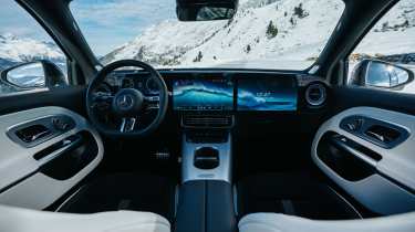 Mercedes GLB - cabin