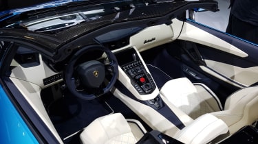 Lamborghini Aventador Roadster - Frankfurt Motor Show interior