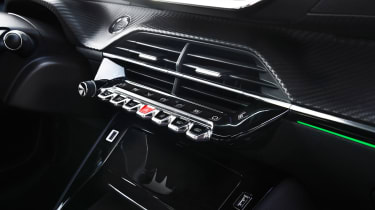 Peugeot 208 - centre console