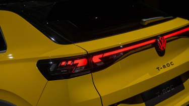 2025 Volkswagen T-Roc studio - rear lights