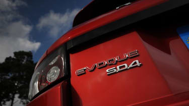 Range Rover Evoque SD4 Dynamic 5dr badge