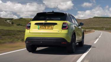 Fiat 600 Hybrid Sport - rear 3/4