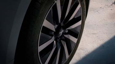 Range Rover Sport Electric - wheel