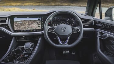 Volkswagen Touareg R - dash