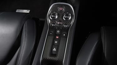 McLaren 540C - centre console