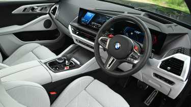 BMW XM Label - dash