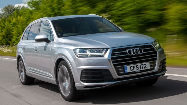 Audi Q7 - front tracking