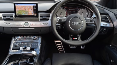 Audi S8 Plus 2016 - interior