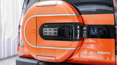 Geely Galaxy Cruiser concept - spare tyre storage