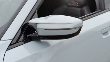 BMW M2 - door mirror
