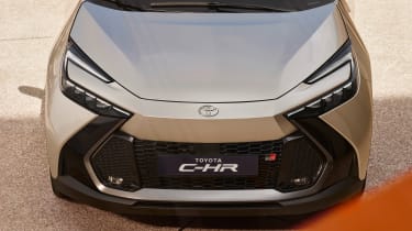 Toyota C-HR - press full front