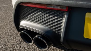 Porsche Macan T - exhaust tips