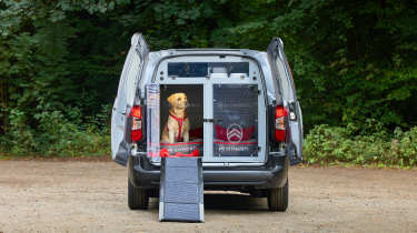 Citroen Pawlingo concept - rear doors open showing dog beds