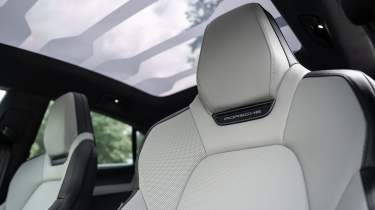 Porsche Cayenne Coupe - seats