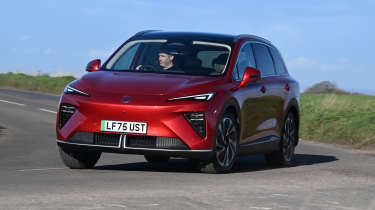 MGS6 EV Trophy Long Range - front cornering