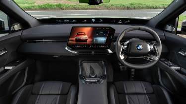 BMW iX3 M Sport - dash