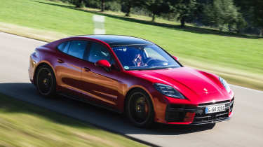 Porsche Panamera GTS - front action