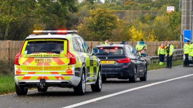 Traffic officer Volvo XC90