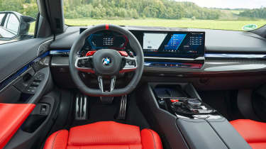 BMW M5 - dash