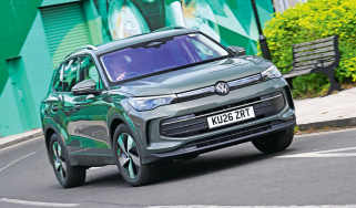 VW Tiguan - front cornering