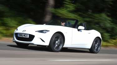 Mazda MX-5 - front tracking