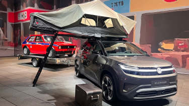Volkswagen ID Cross camping