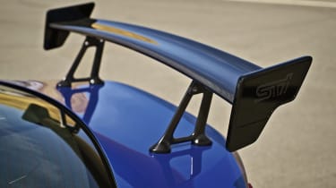 Subaru BRZ tS - wing