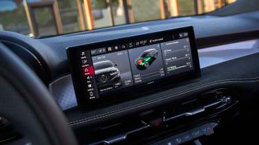 Alfa Romeo Tonale - screen