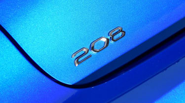 Peugeot 208 - badge