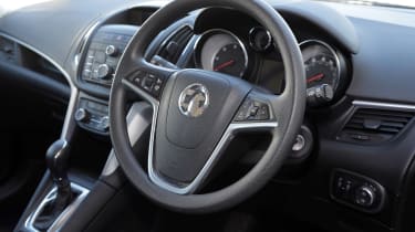 Used Vauxhall Zafira Tourer - steering wheel