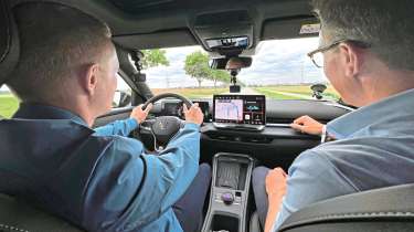 Volkswagen T-Roc prototype - driving