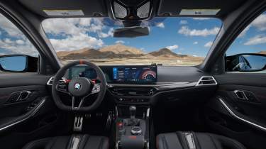 BMW M3 CS Handschalter - front interior 