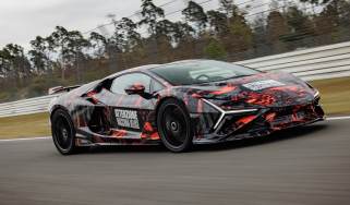 Lamborghini Revuelto SV - front 3/4