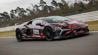 Lamborghini Revuelto SV - front 3/4