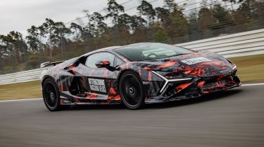 Lamborghini Revuelto SV - front 3/4