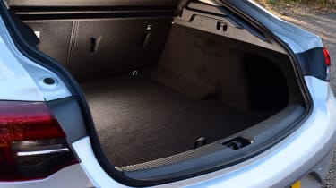 Vauxhall Insignia Grand Sport - boot