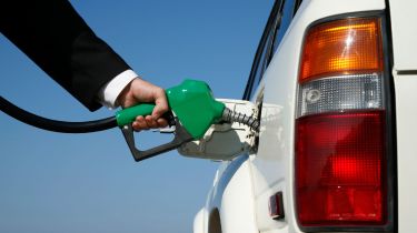 Petrol prices hit record high of 140ppl