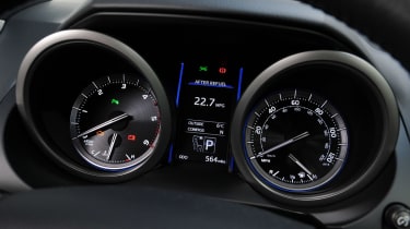New Toyota Land Cruiser 2014 dials