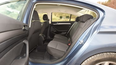 Volkswagen Passat - rear seats