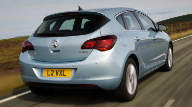 Vauxhall Astra rear tracking