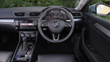 Skoda Superb Estate - dash