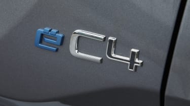 Citroen e-C4 SUV - badge