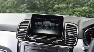Mercedes GLE - infotainment screen