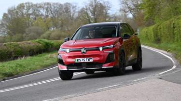 Citroen e-C5 Aircross - front cornering