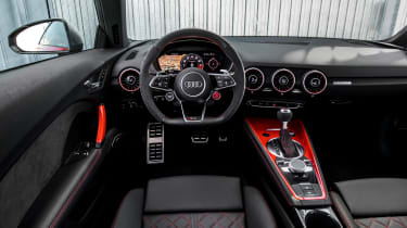 Audi TT RS - dash