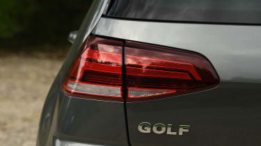 Volkswagen Golf - brake light