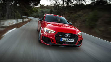 Audi RS 4 - front action