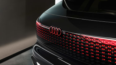 Audi Urbansphere concept - rear detail