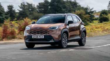 Toyota Yaris Cross facelift - front cornering