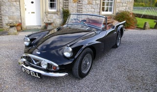 Daimler Dart front black
